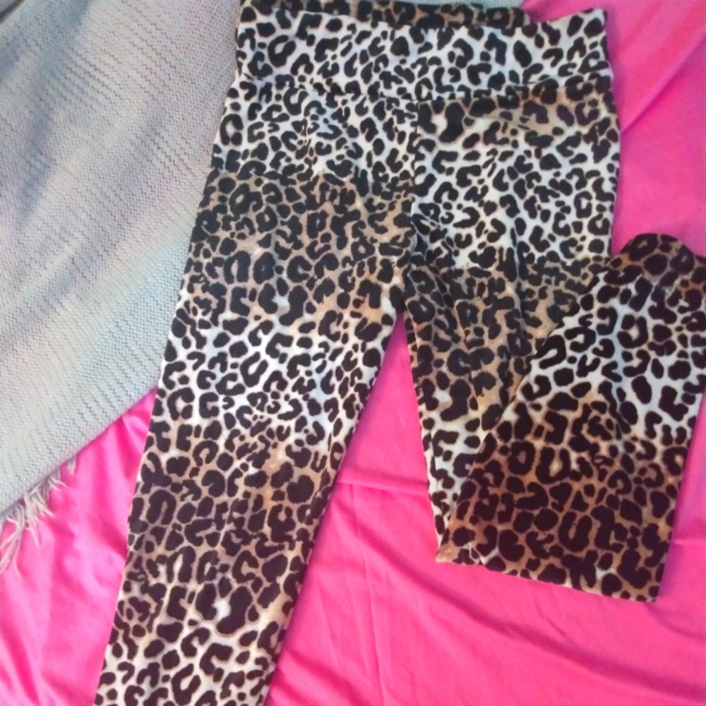 Cheetah Print Leggings